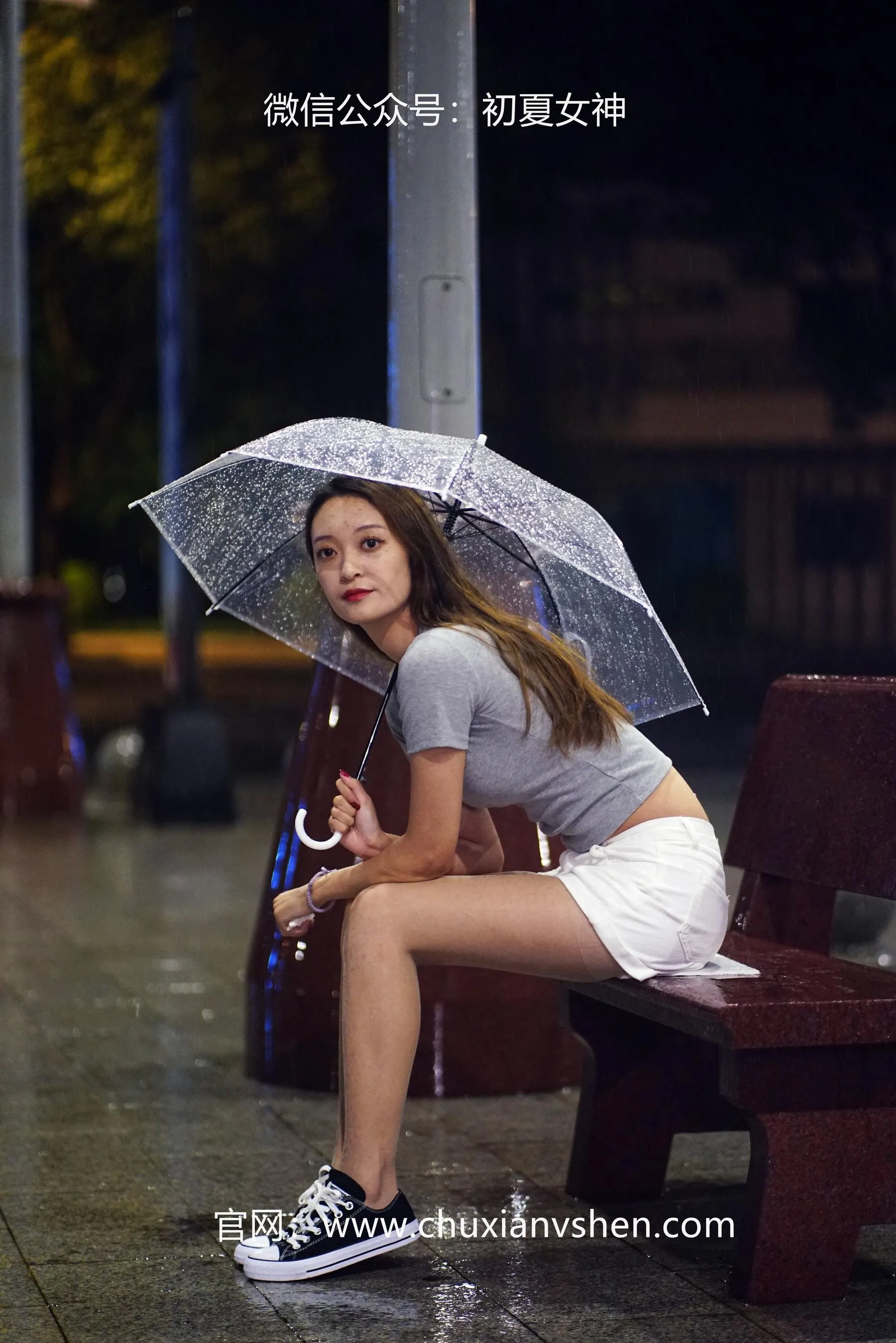 初夏女神 NO.037 依依 夏日夜雨 [72P]插图3